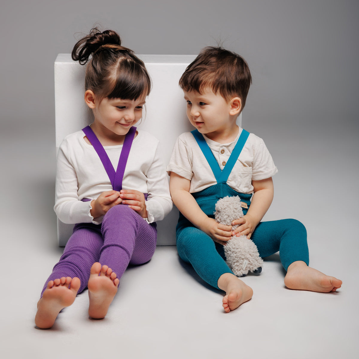 Legíny s Kšandami s příměsí baby alpaky vlny - Švestkově Fialová